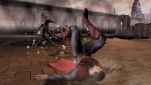 Superman goes against Superman in this action-packed fighting game. 